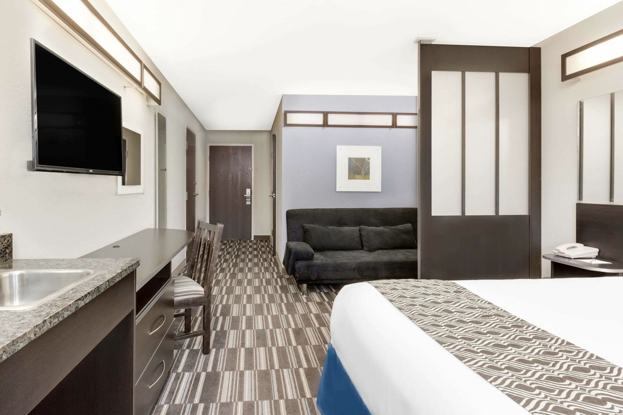 Microtel Inn & Suites By Wyndham Tuscaloosa Eksteriør billede