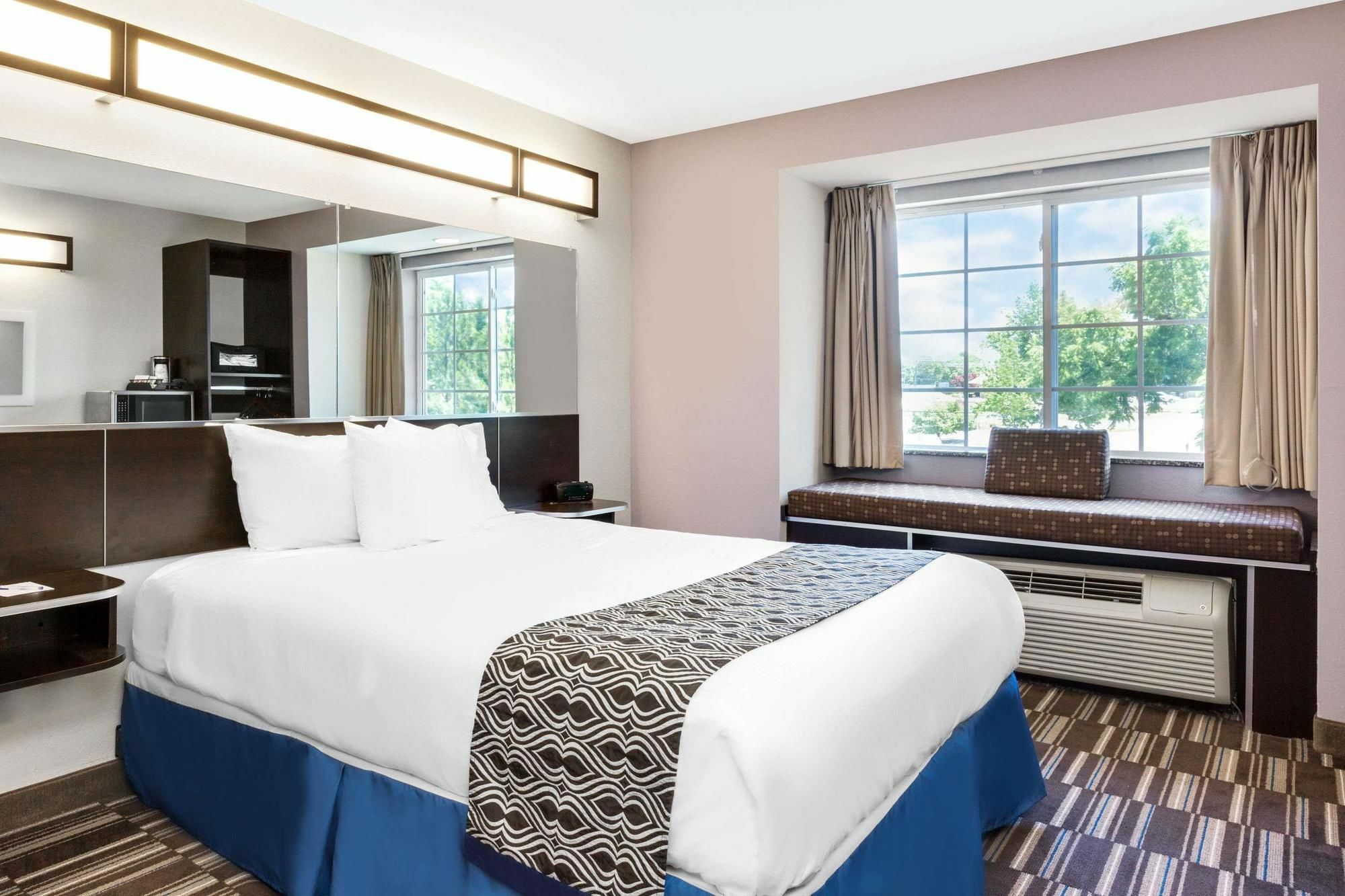 Microtel Inn & Suites By Wyndham Tuscaloosa Eksteriør billede